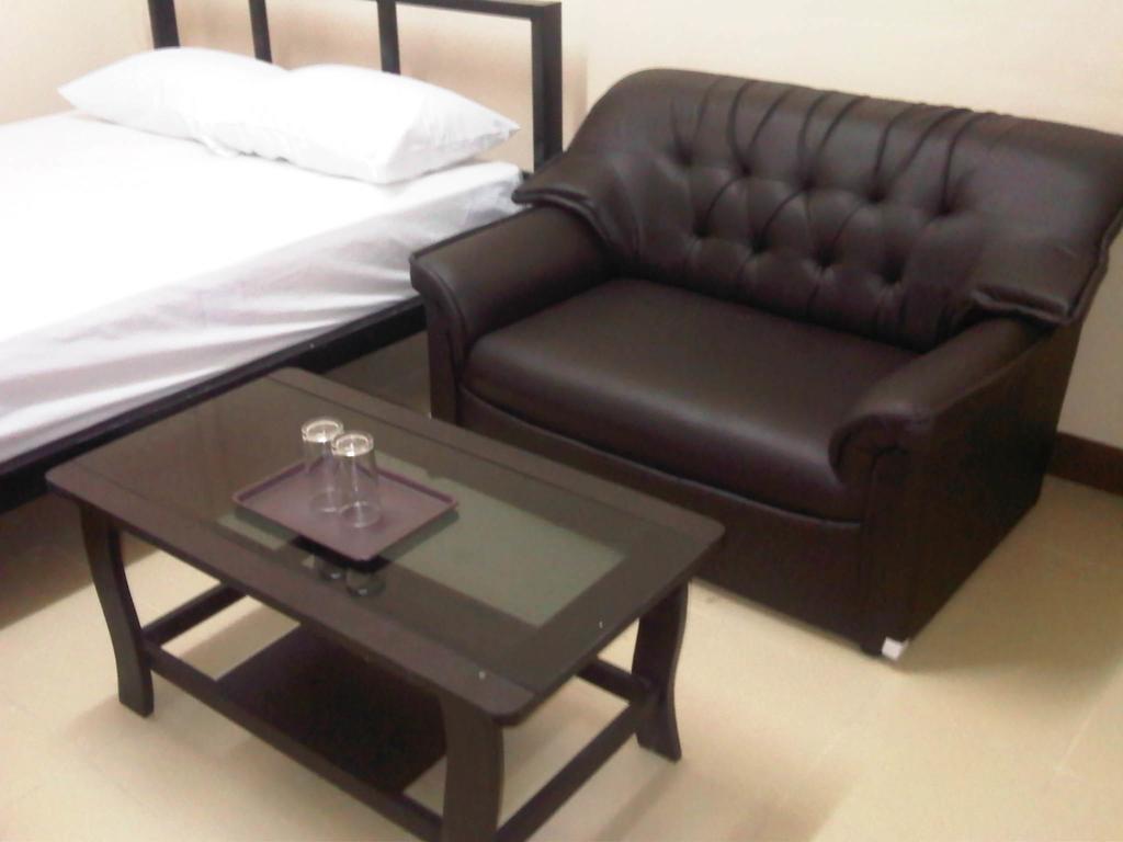 Lee House Inn Bangkok Bilik gambar