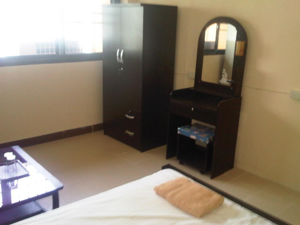 Lee House Inn Bangkok Bilik gambar