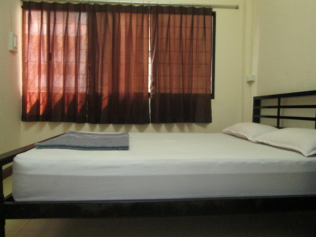 Lee House Inn Bangkok Bilik gambar